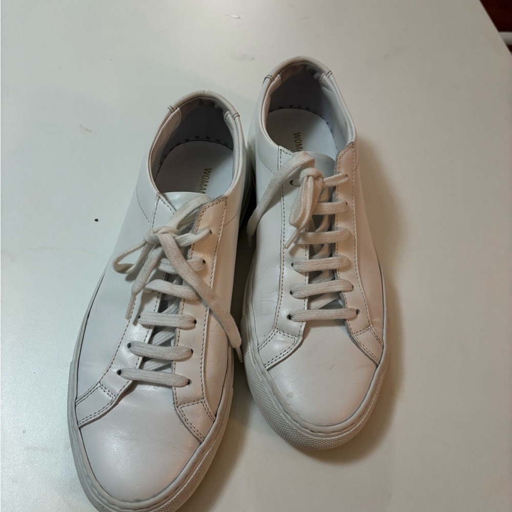 Common Projects White Leather Low-Top Sneakers with Gold Foil Detail - Picture 3 of 8